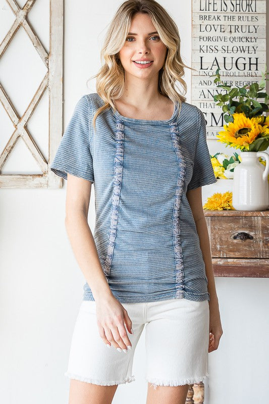 WASHED CINCHED SHORT SLEEVE KNIT TOP