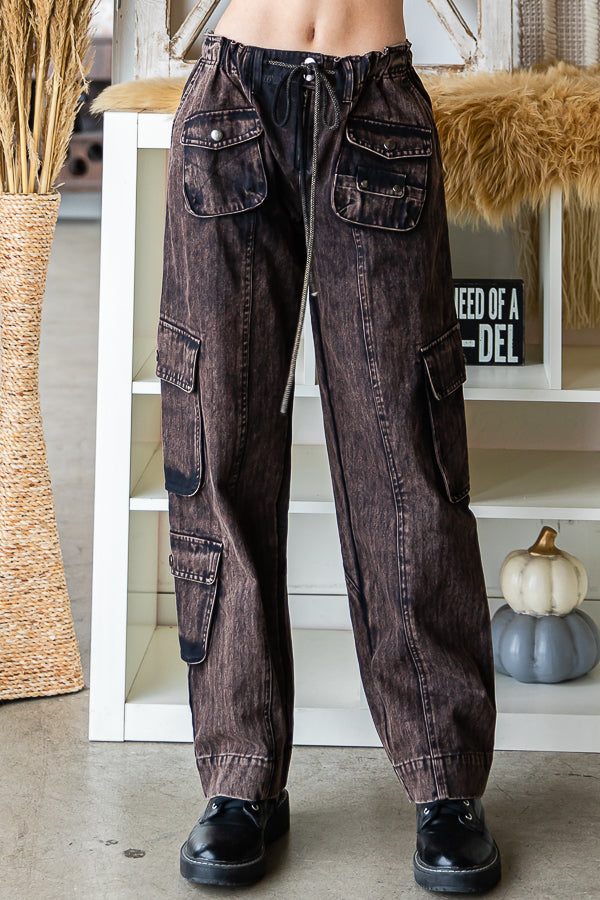 MINERAL WASHED DRAWSTRING WAIST CARGO PANTS
