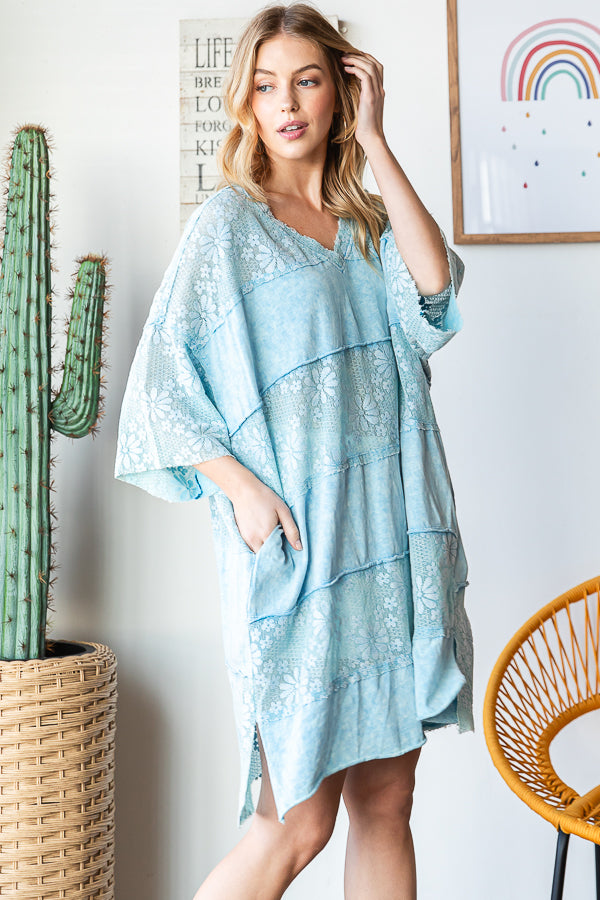 LACE MIX MEDIA SHORT SLEEVE FRAYED HEM BOXY TOP