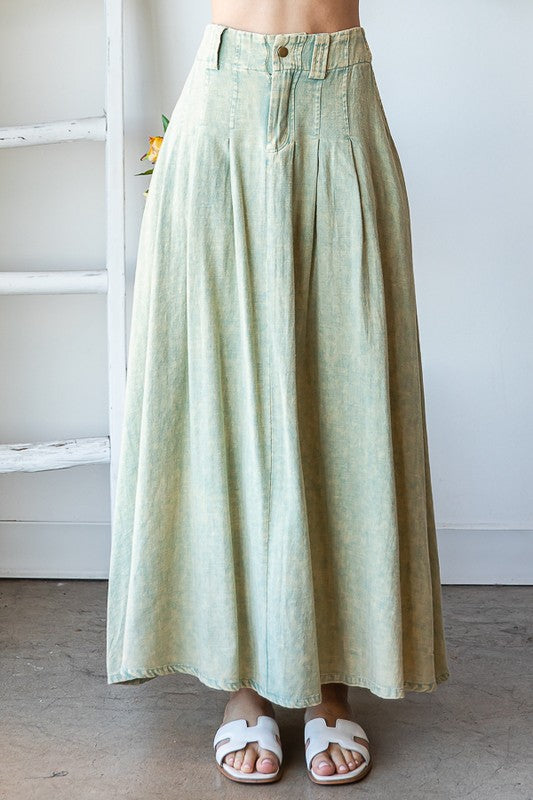 WASHED PLEATED DETAIL FLARE HEM MAXI SKIRT