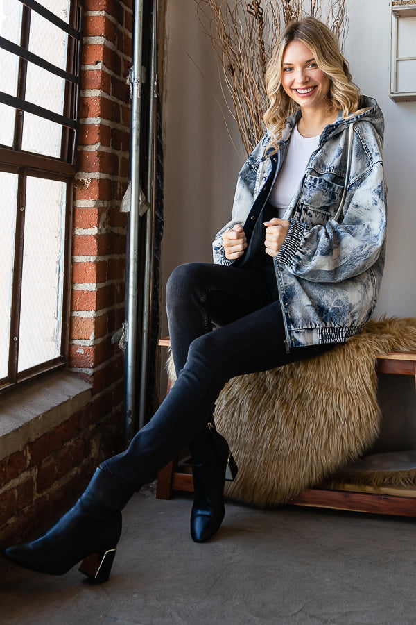 ACID WASHED HOODED DENIM ULITITY JACKET