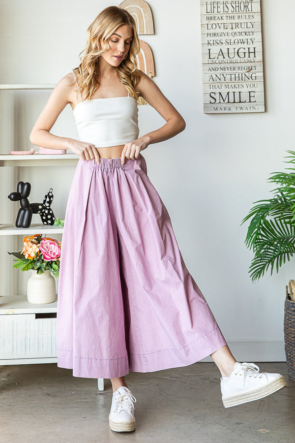 WASHED PLEATED DETAIL WIDE LEG CROPPED PANTS