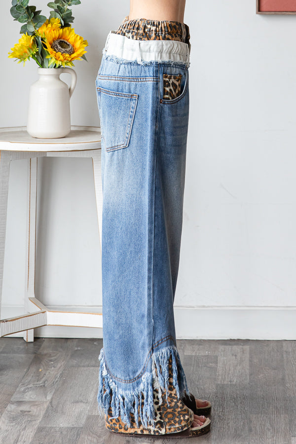 WASHED DOUBLED WAIST WITH FRAYED HEM JEANS