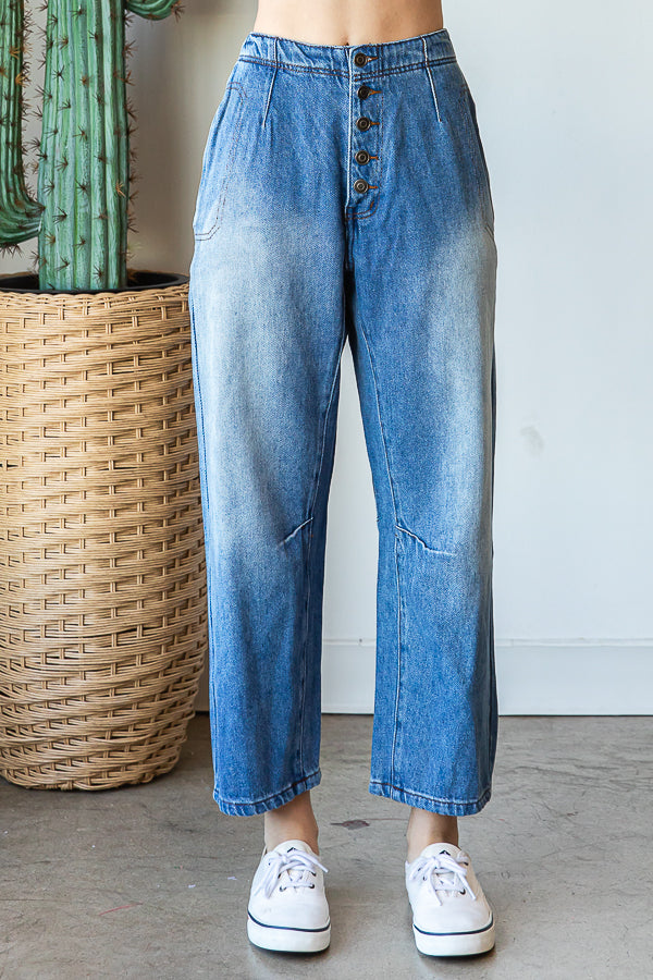 WASHED MID RISE STRAIGHT LEG DENIM JEANS
