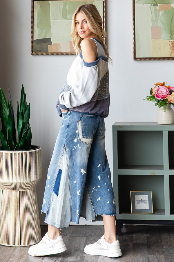 WASHED CROPPED DENIM JEANS