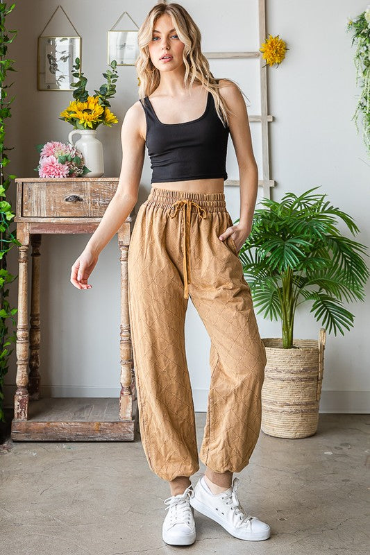 WASHED QUILT STITCHED DRAWSTRING WAIST JOGGER