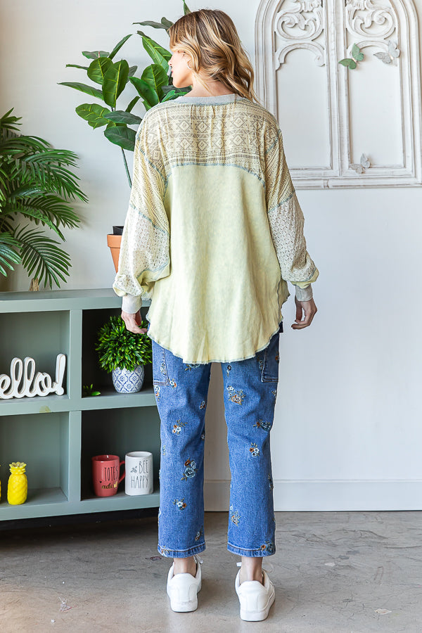 WASHED LACE CONTRAST YOKE LONG SLEEVE TOP